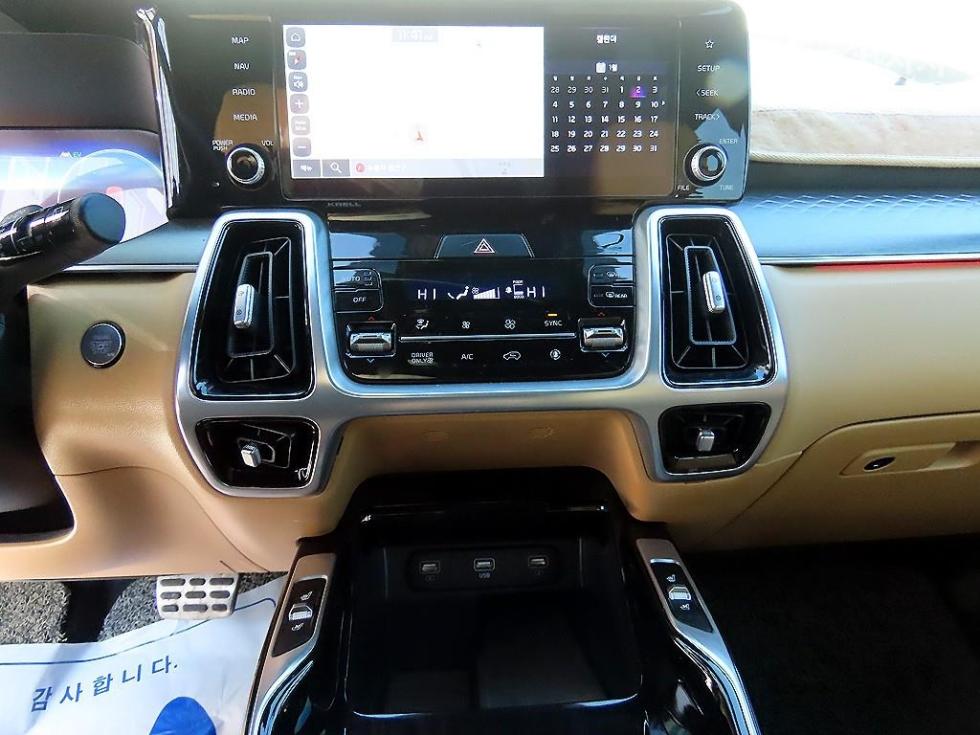 2021 - kia sorento
