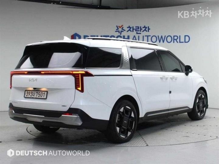 Kia Carnival Hybrid 1.6 HEV Noblesse 3