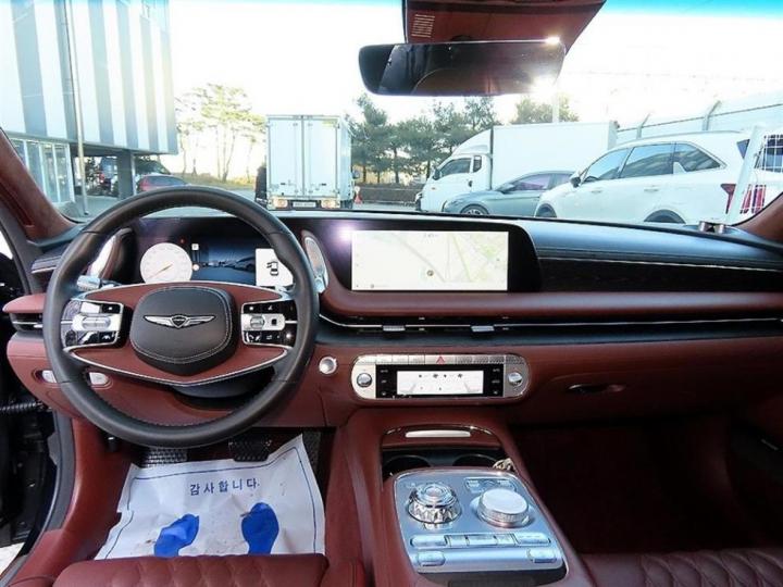 Genesis G90 RS4 3.5T e-S/ C AWD LWB Base Type 8