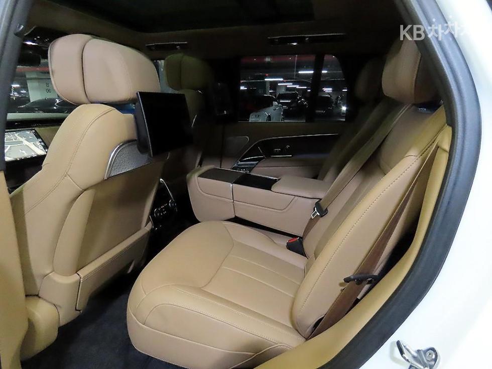 Land Rover Range Rover — miniaturë 7