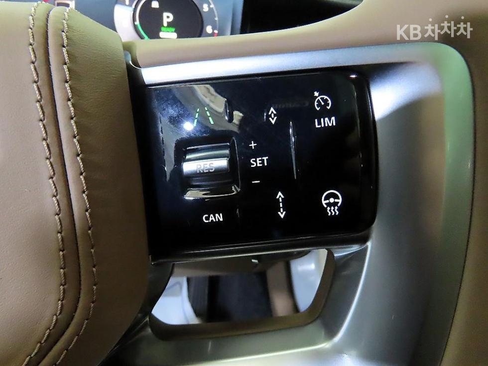 Land Rover Range Rover — miniaturë 14