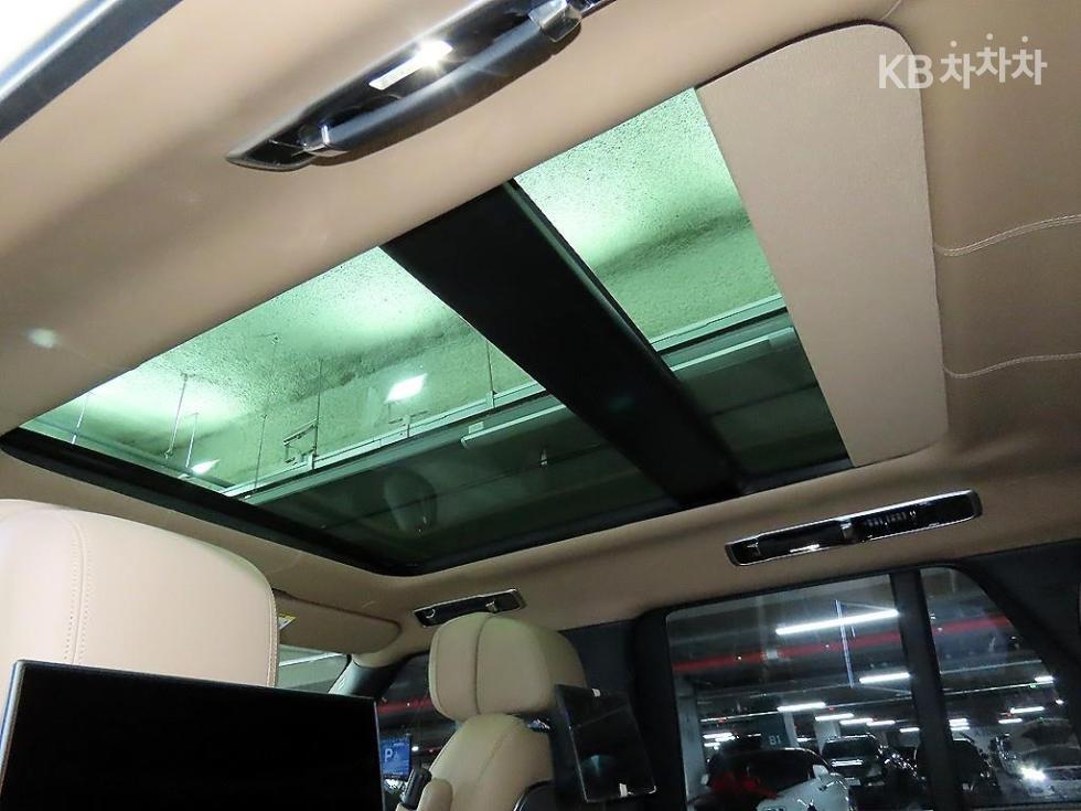 Land Rover Range Rover — miniaturë 15