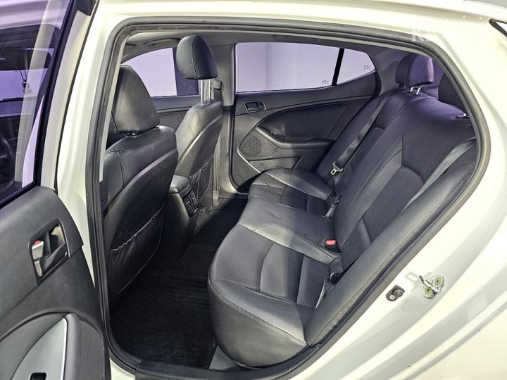 Kia K5 LPI Deluxe Base Type 10