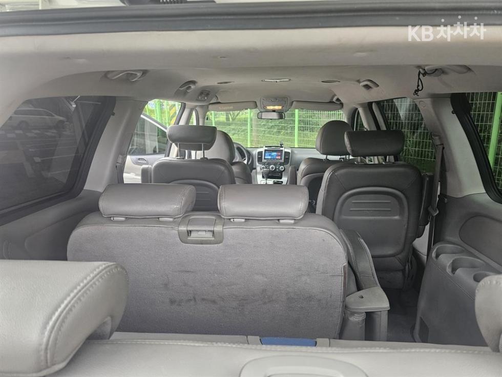 2013 - kia carnival
