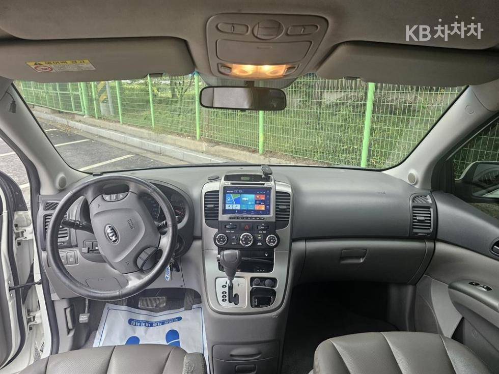 2013 - kia carnival