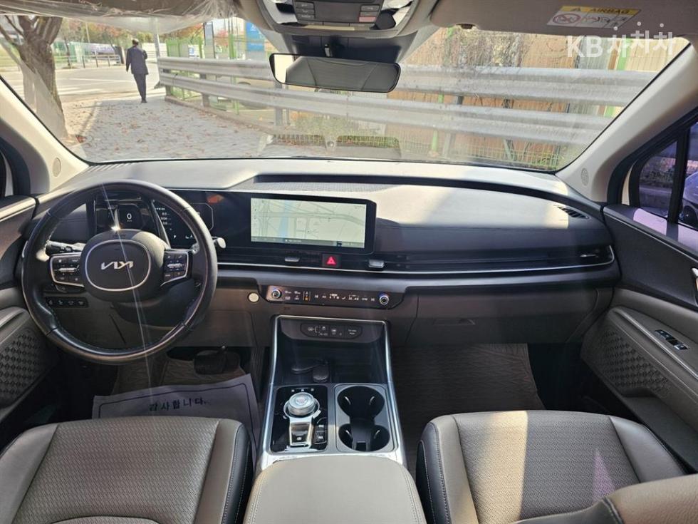 2025 - kia carnival
