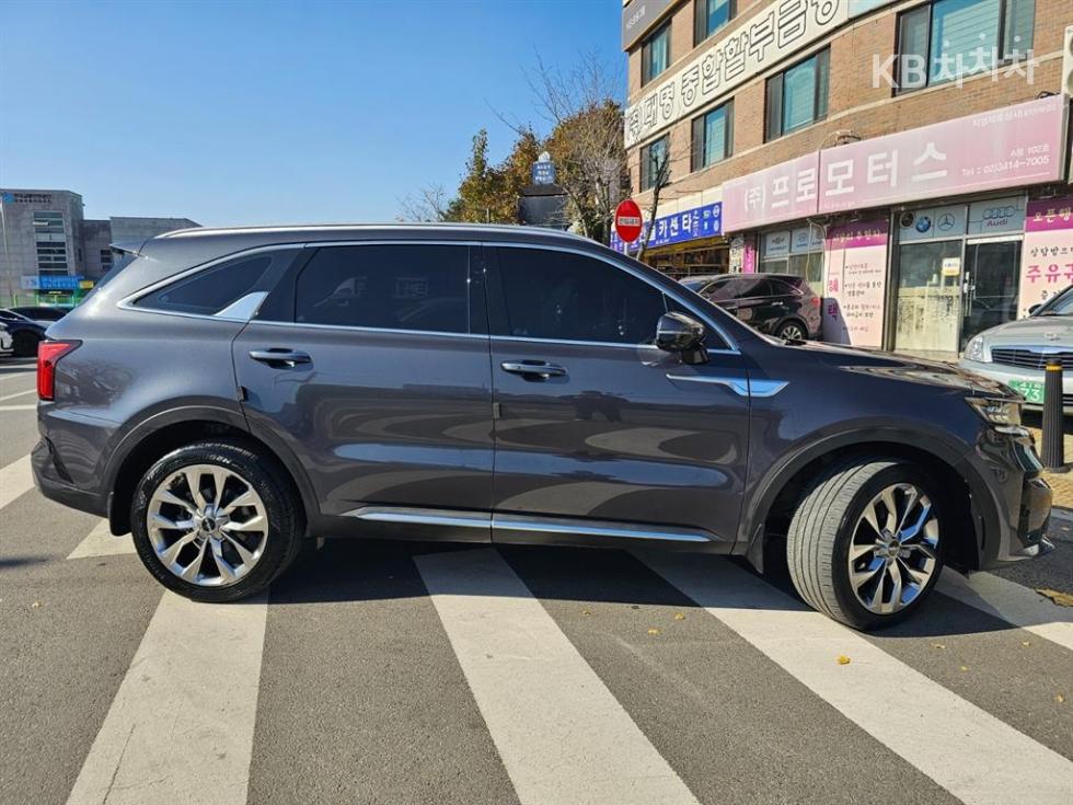 2022 - kia sorento