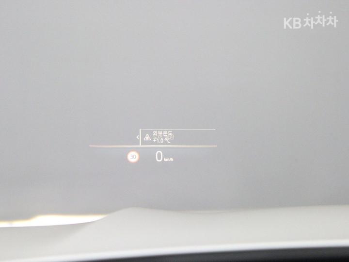 BMW X6 G06 xDrive 40i M Sport Package 8