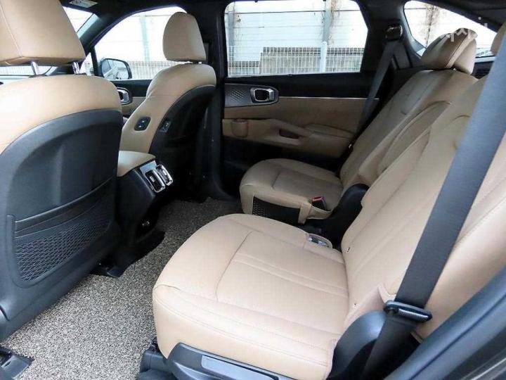 Kia Sorento Hybrid MQ4 1.6T HEV 2WD Noblesse 7