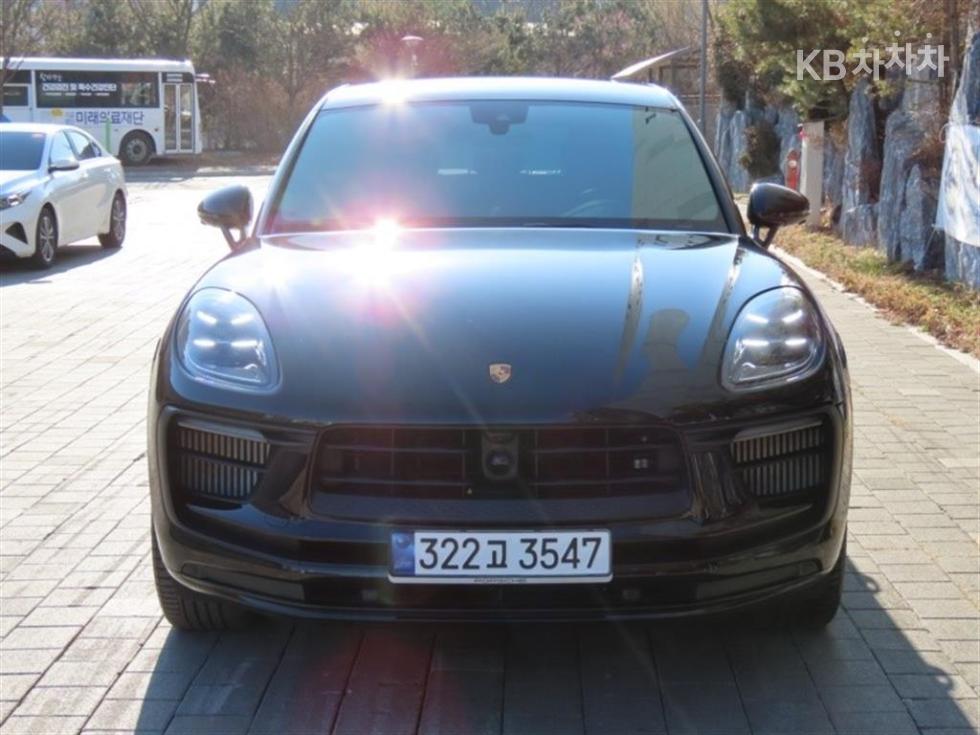 2023 porsche macan
