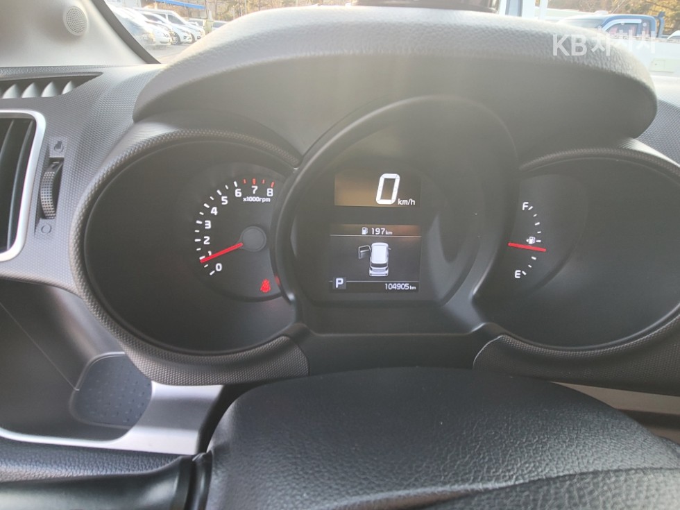 2022 - kia ray