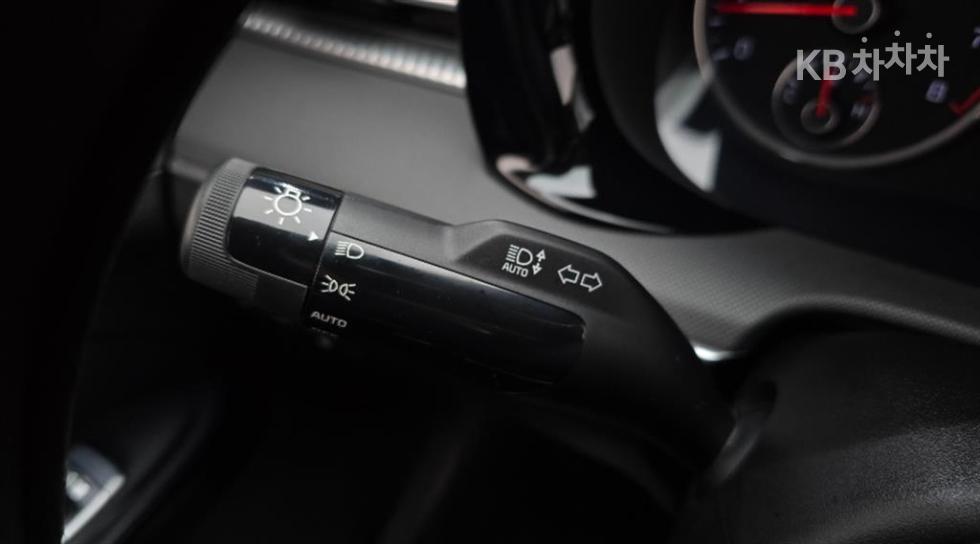 2020 - kia k5