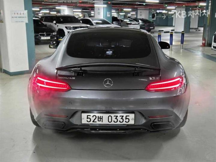 Mercedes-Benz AMG GT S 5
