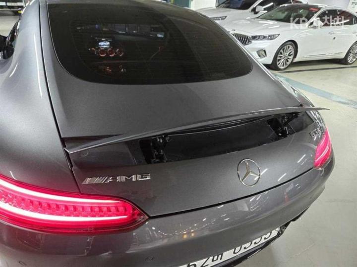 Mercedes-Benz AMG GT S 9