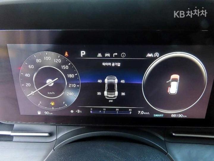 Kia Carnival D2.2 Noblesse 10