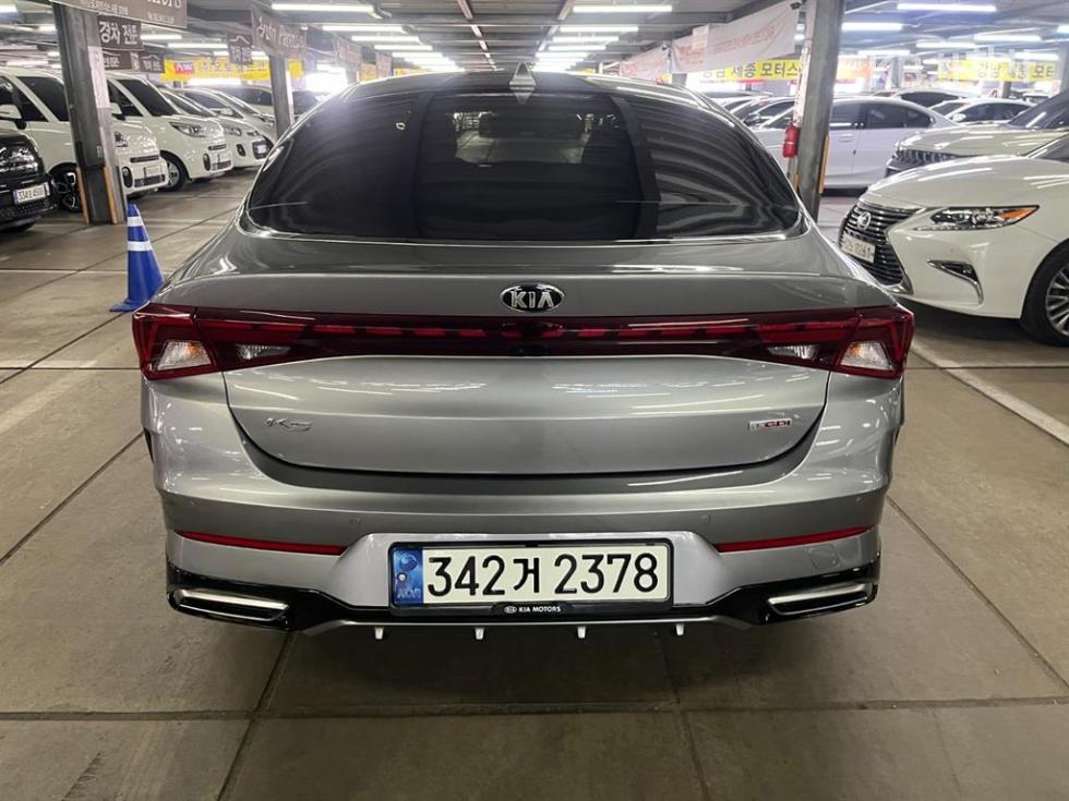 2021 - kia k5