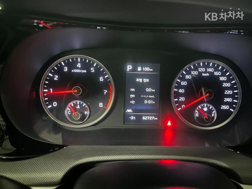 2021 - kia k5