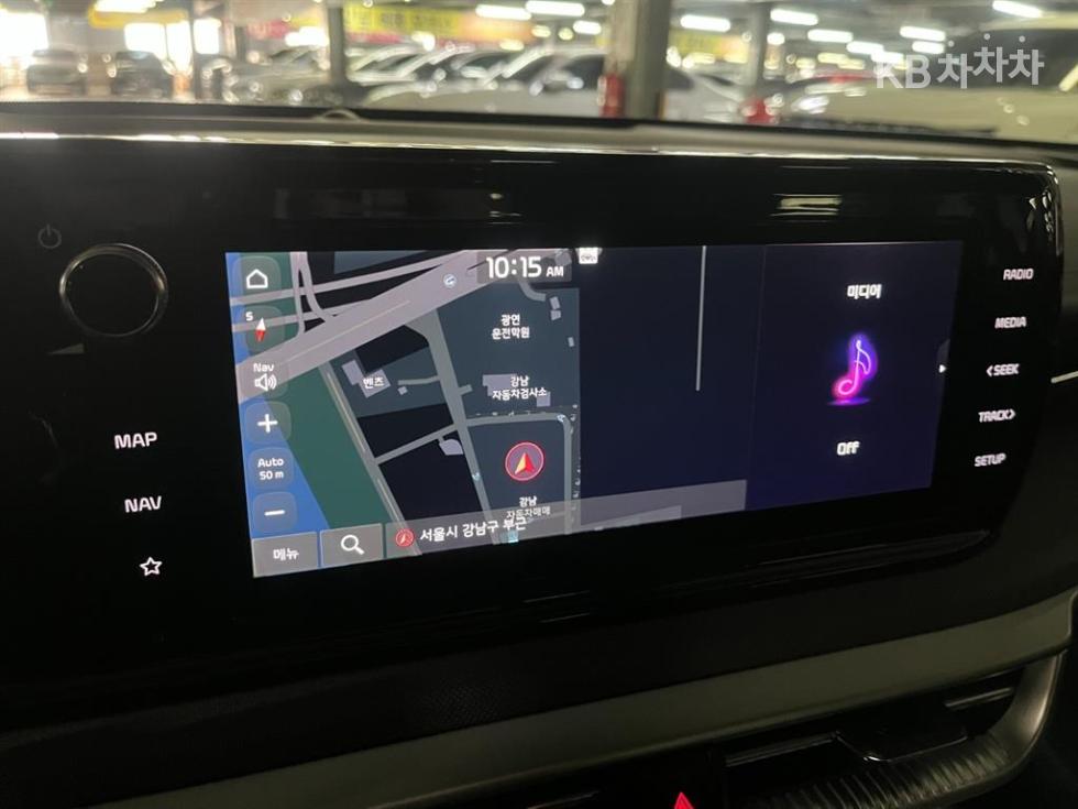 2021 - kia k5