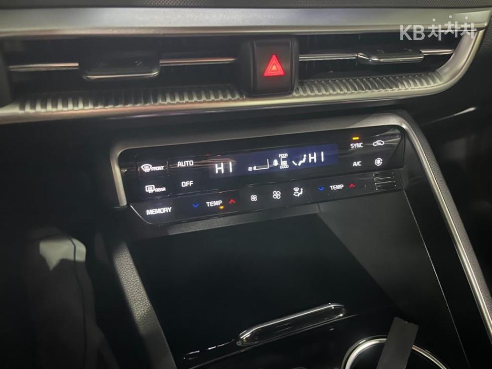 2021 - kia k5