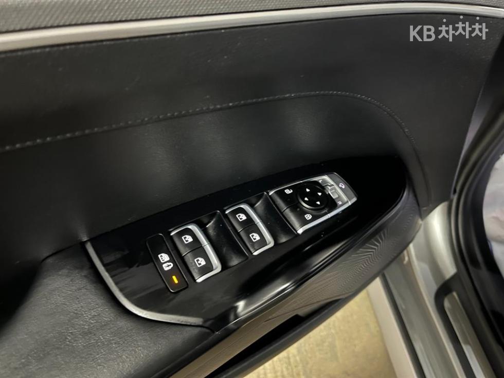 2021 - kia k5