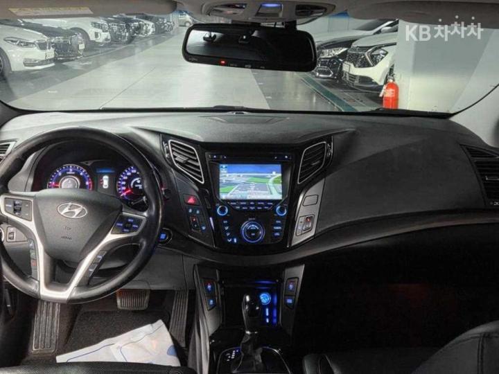 Hyundai i40 Saloon 1.7 VGT PYL 8