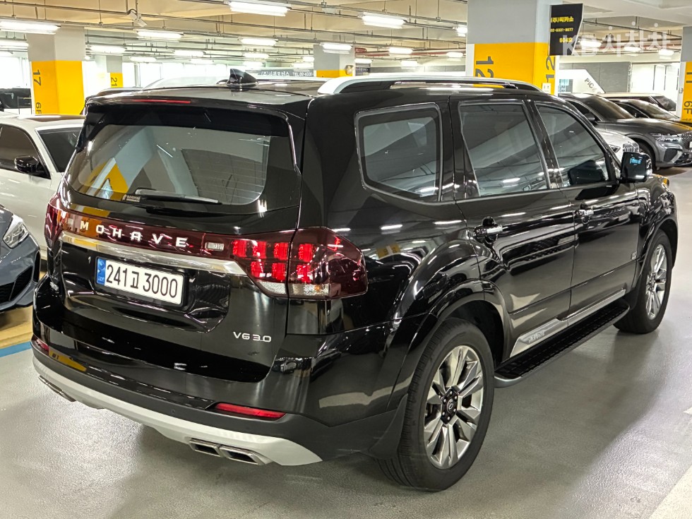 2021 - kia mohave