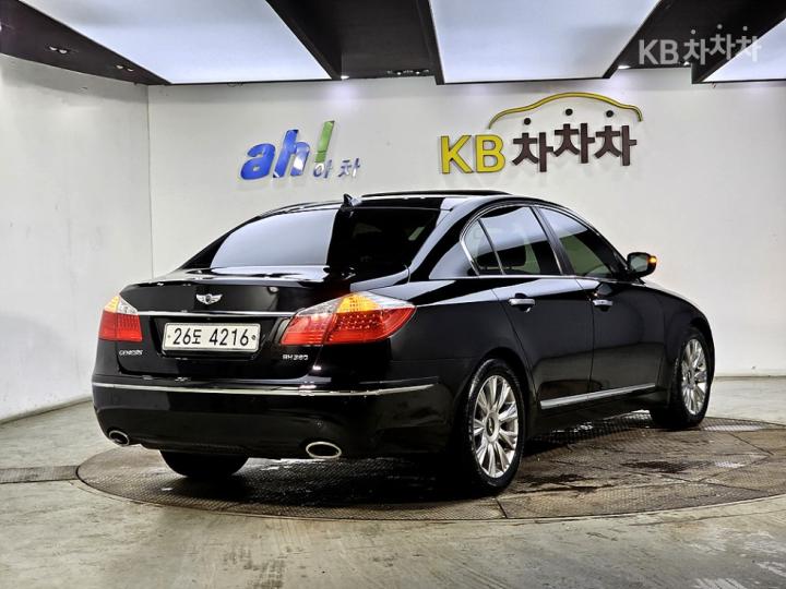 Hyundai Genesis BH380 ROYAL VIP Pack 5