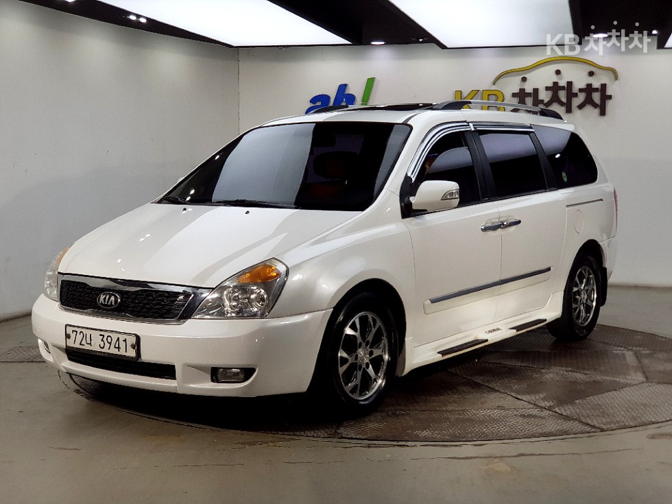 2013 - kia carnival