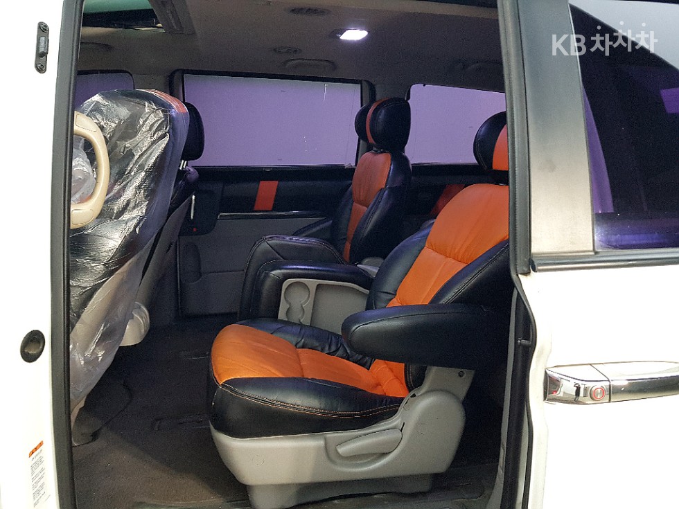 2013 - kia carnival
