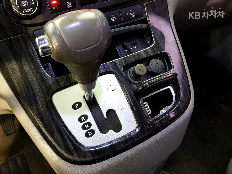 2013 - kia carnival