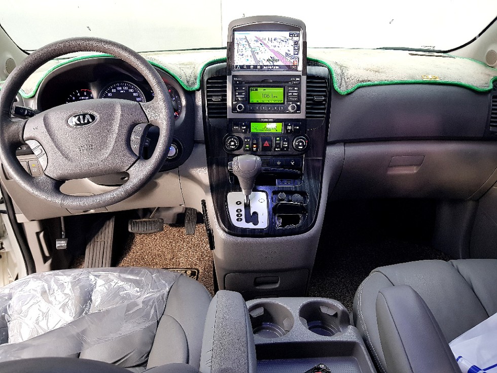 2013 - kia carnival