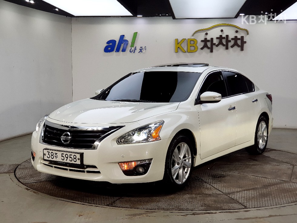 2014 - nissan altima