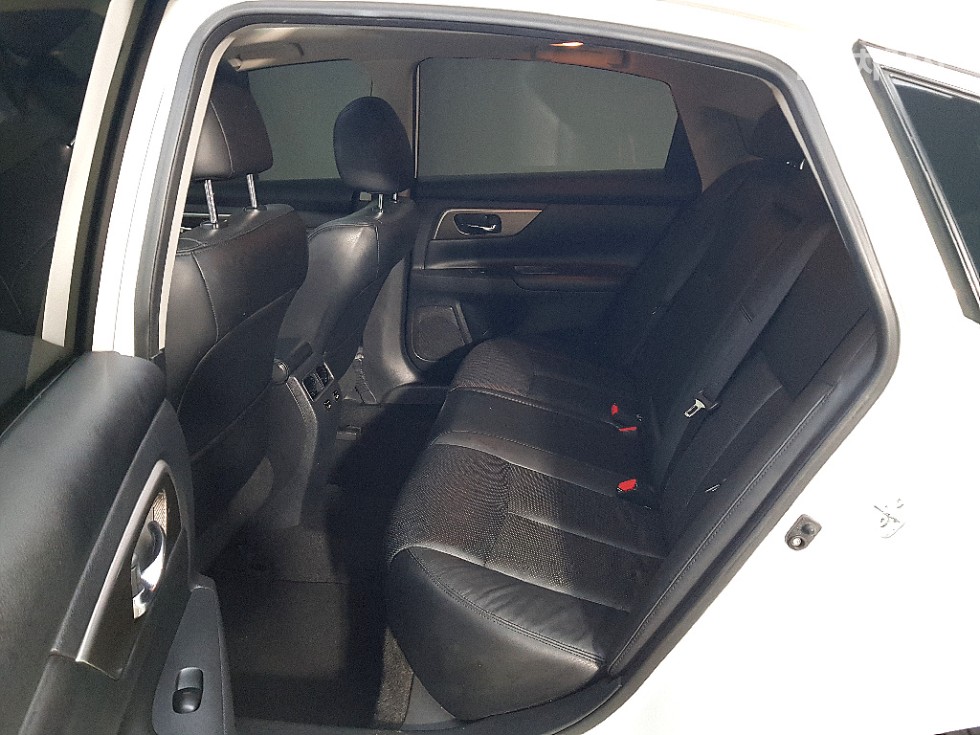 2014 - nissan altima