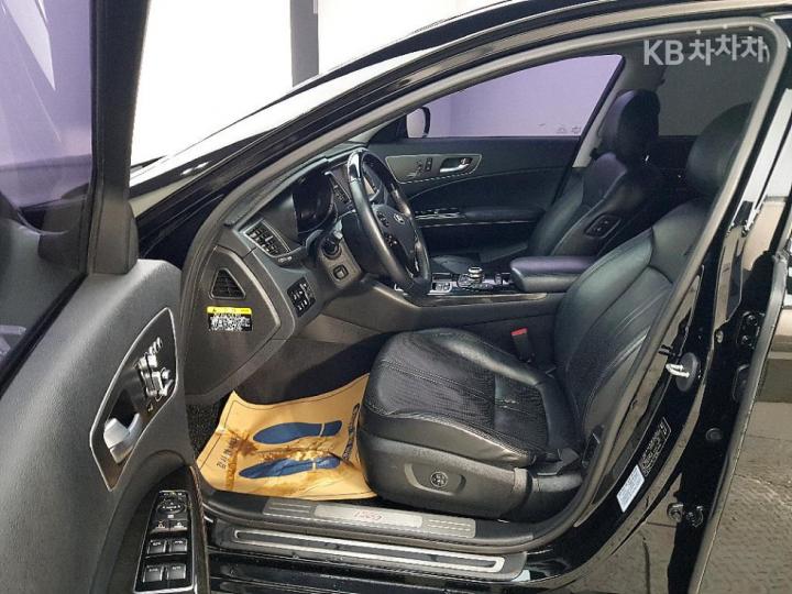 Kia K9 3.3 GDI RVIP 9