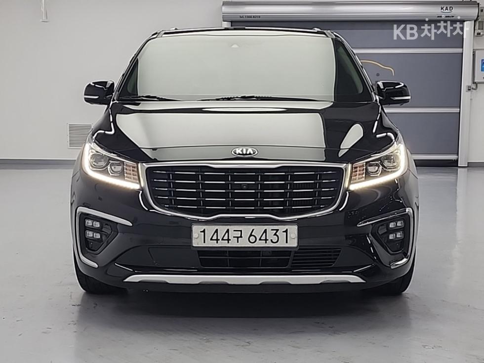 2020 - kia carnival