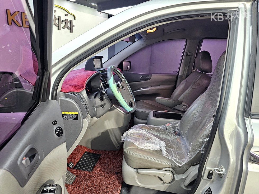 2013 - kia carnival