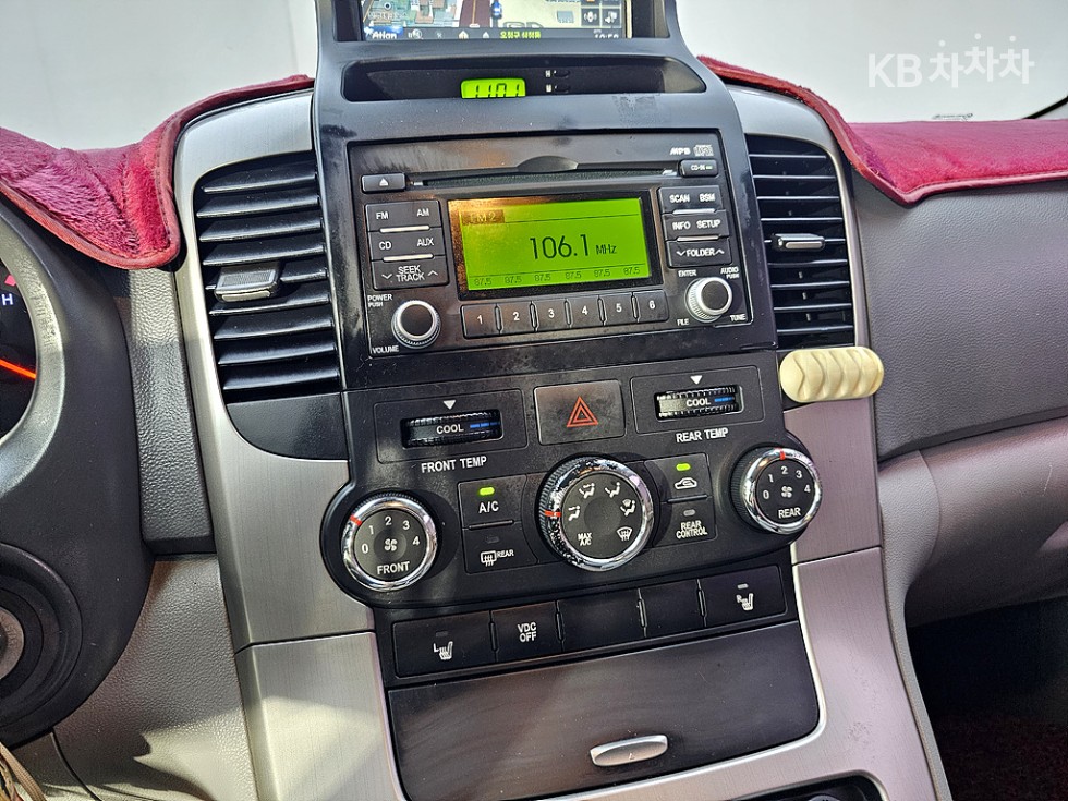 2013 - kia carnival