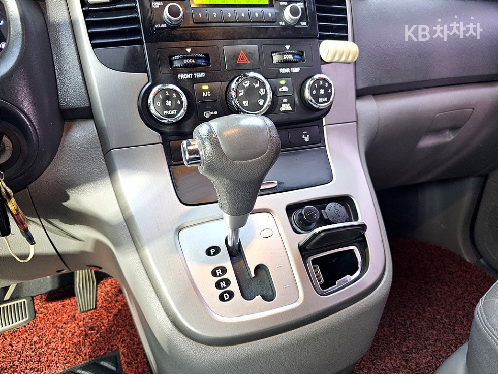 2013 - kia carnival