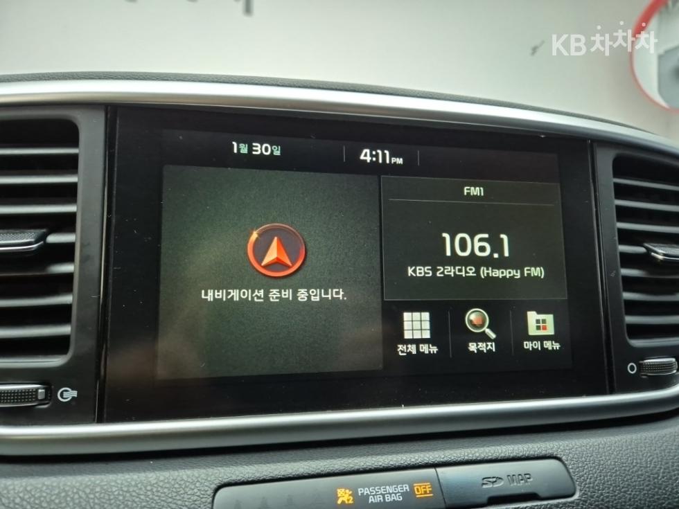 2021 - kia sportage