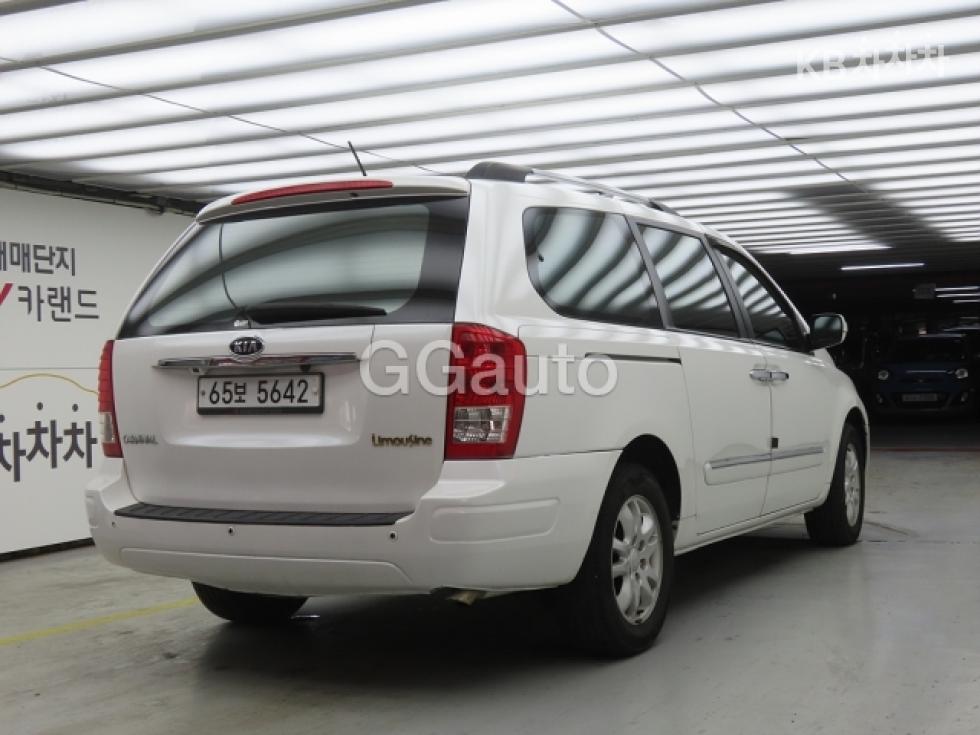 2012 - kia carnival