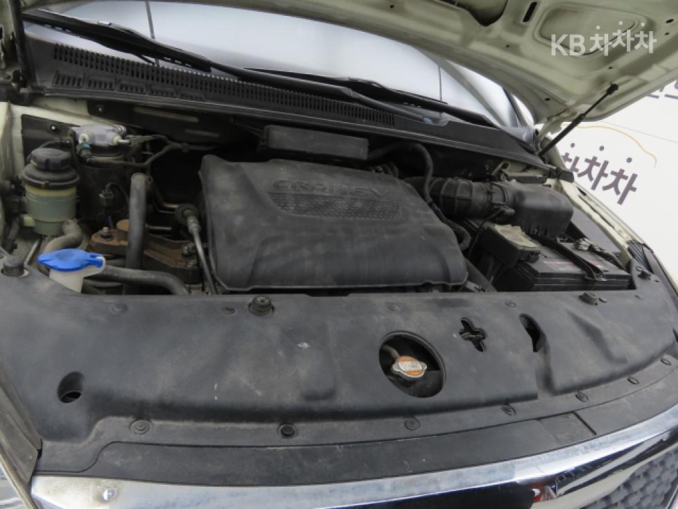 2012 - kia carnival