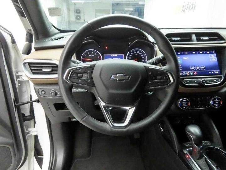 Chevrolet Trailblazer 1.35 Gasoline 2WD ACTIV 9