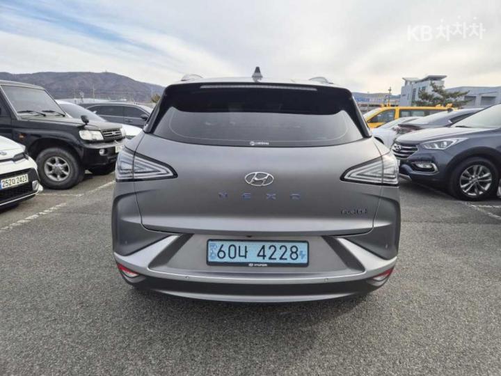 Hyundai Nexo Premium 4