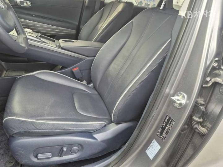 Hyundai Nexo Premium 8