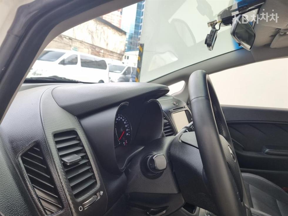 2013 - kia k3