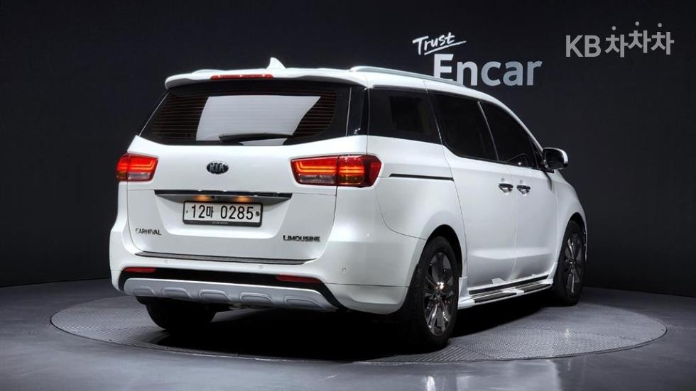 2016 - kia carnival