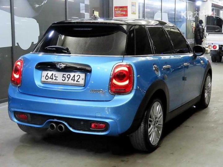 Mini Cooper 5 Duo S 2.0 Base Type 5