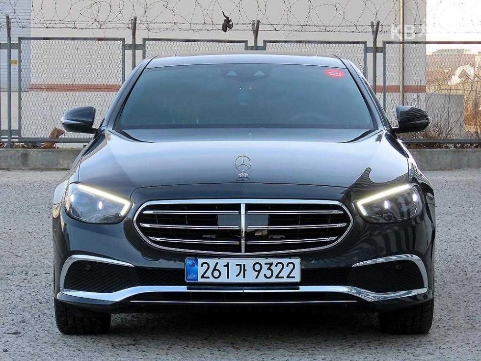 مرسيدس E-Class