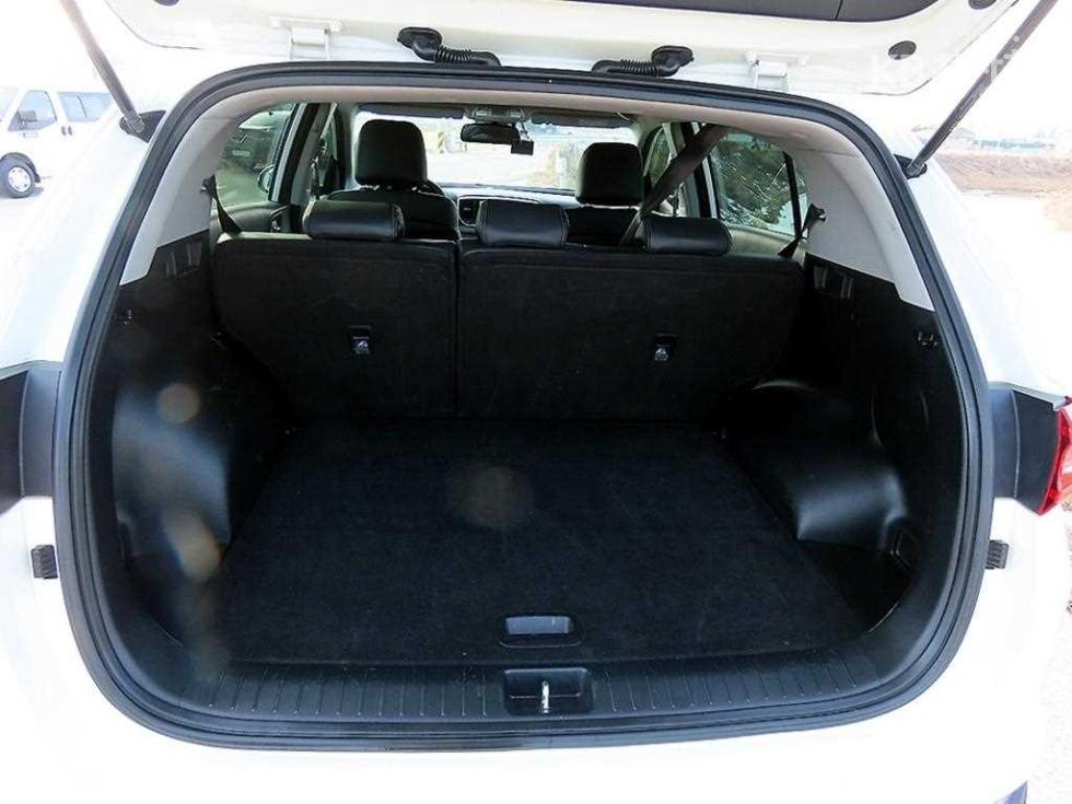 2021 - kia sportage