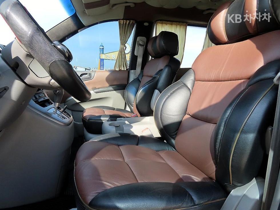 2012 - kia carnival